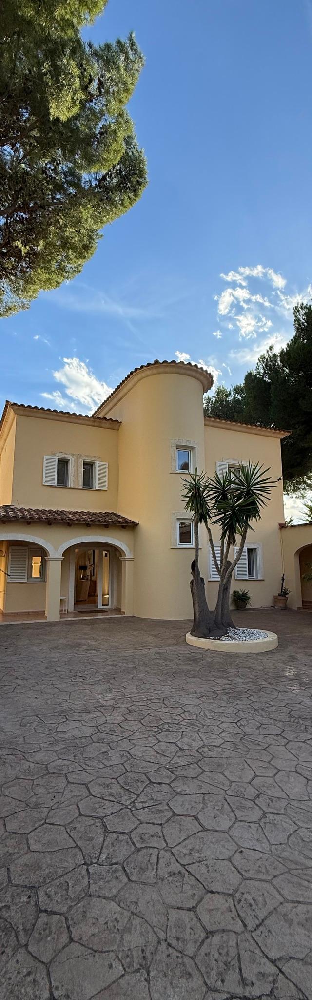 Exklusive Villa mit Meerblick in Costa de los Pinos